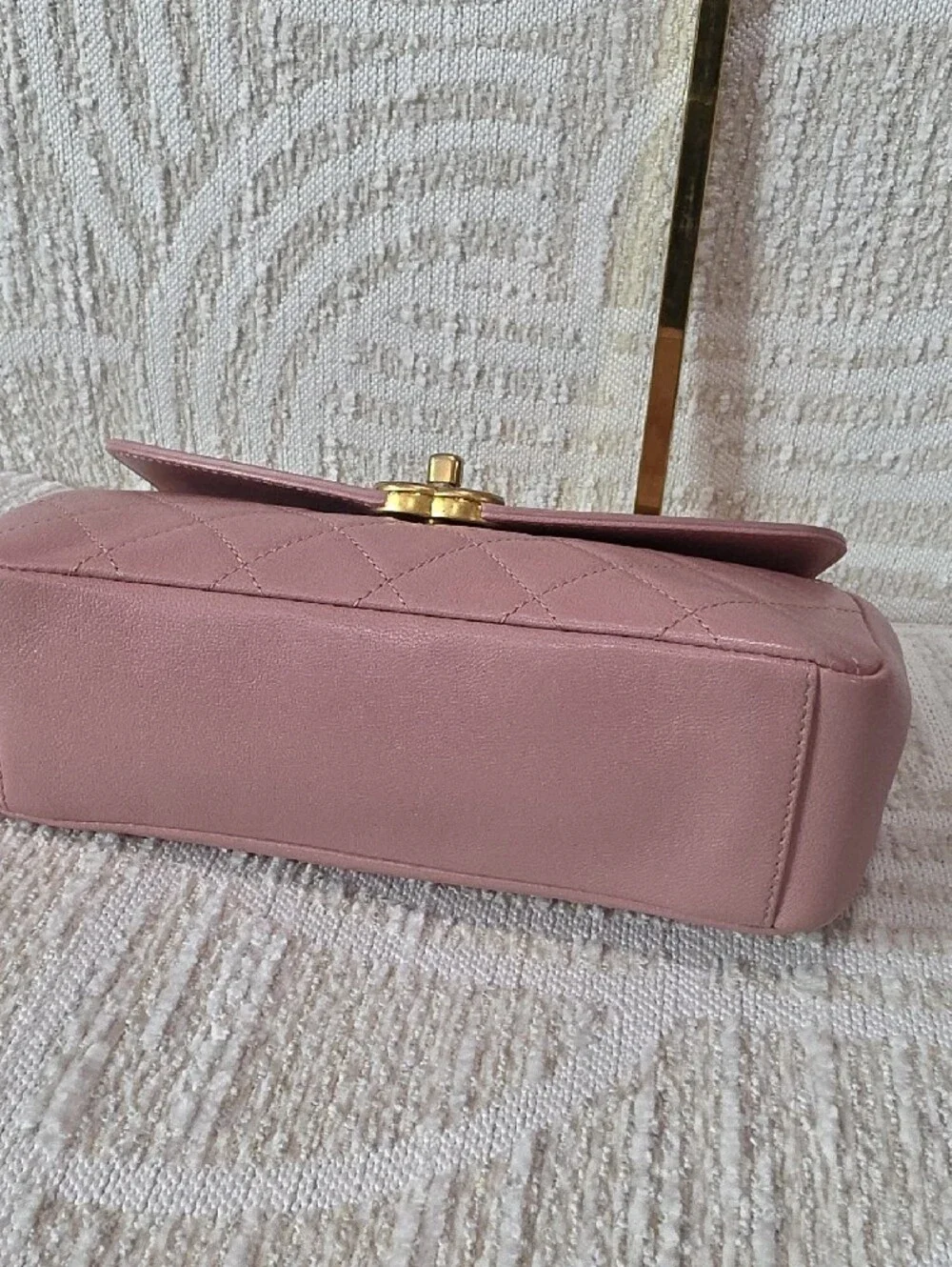 CHANEL Pink Quilted Leather Shoulder Bag with Gold Chain and CC Lock